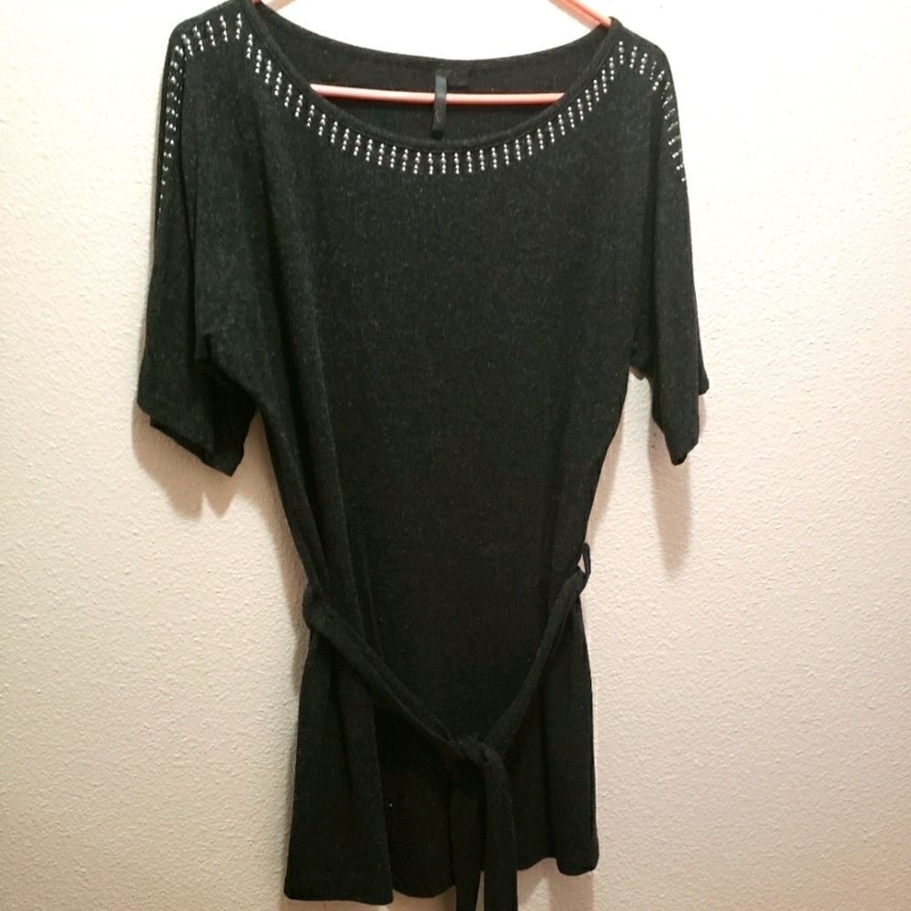 Ethyl sweater size L